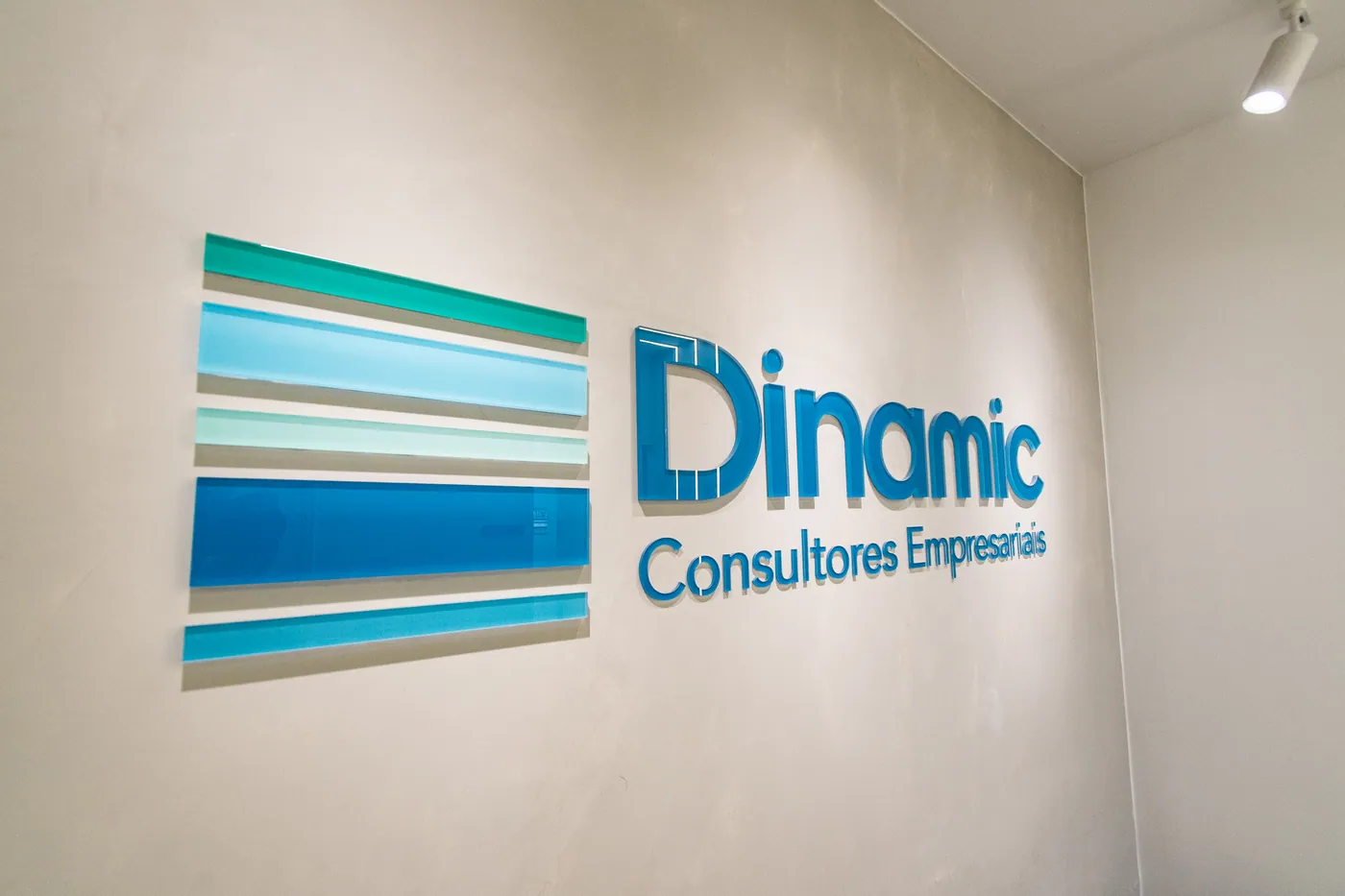 Recepção da sede Dinamic